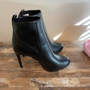 Black Nine West Boots. Women’s size 10